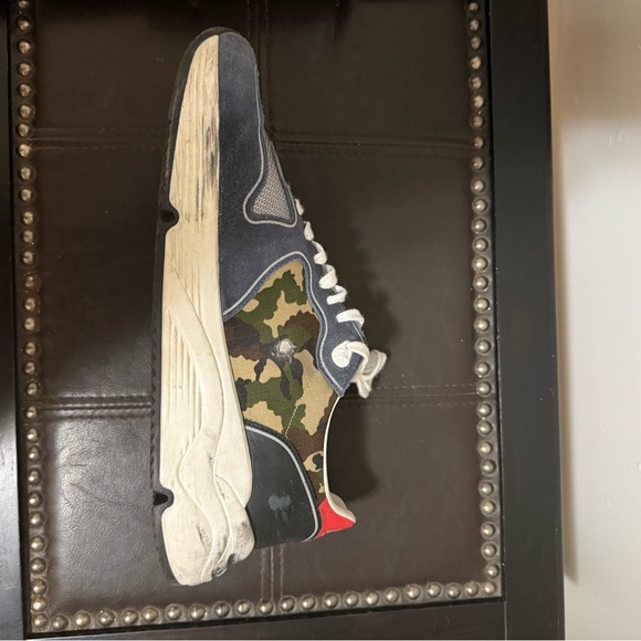 Like New Golden Goose Running Soles Sneakers - Picture 7 of 7